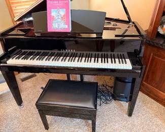 Yamaha Automatic Playing Baby Grand Piano