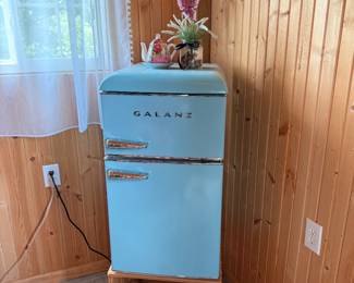 Galanz Turquoise Retro Mini Fridge