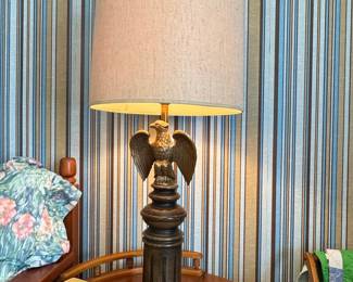 Vintage Federal Style Eagle Table Lamp with Pedestal Base