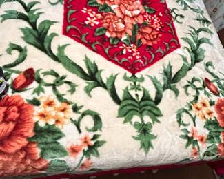 Vintage Korean-Style Floral Raschel Plush Blanket