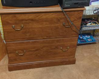 Martin Furniture Huntington Oxford 2 Drawer Wood File Cabinet Natural