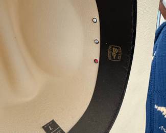 Saulmar Straw Cowboy Hat with Texas Star Pin