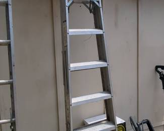 Louisville Aluminum Step Ladder