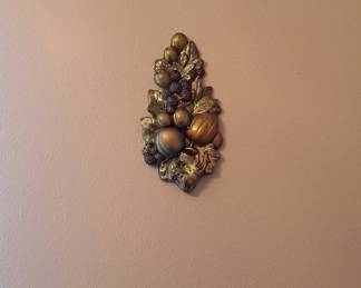 Vintage Syroco Fruit and Foliage Wall Swag Plaque