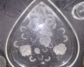 Vintage Mikasa Crystal Rose Bouquet Heart-Shaped Serving Tray