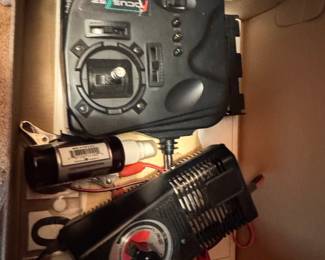 Hitec Focus 3 SS AM Radio Control Transmitter and Charger