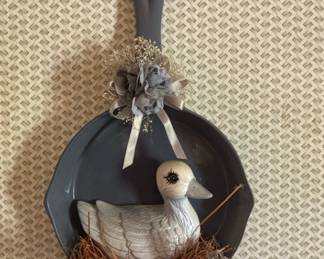 Vintage Ceramic Duck in Frying Pan Wall Decor