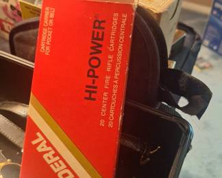 Vintage Federal Hi-Power "3 INCH" Magnum 20 Ga Shells Empty Gold Ammo Duck Box