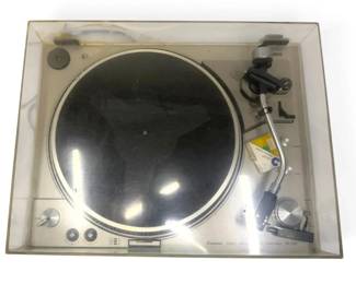 Sansui DirectDrive Automatic Turntable