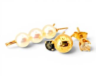 14k Gold Pearl Pin And 3 Single Earrings 1.15g Total