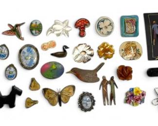 Vintage Brooches Pins