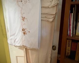 Vintage Table Linens 