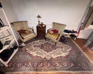 Area Rugs & Accent Chairs 