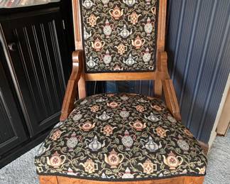 VictorianStyle Oak Accent Chair with Teapot Tapestry Upholstery