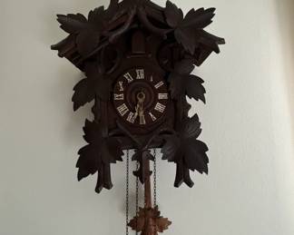 Antique Black Forest Cuckoo Clock with Bird and Leaf Motif