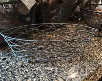 Decorative Oval Wire Lattice Fruit Basket