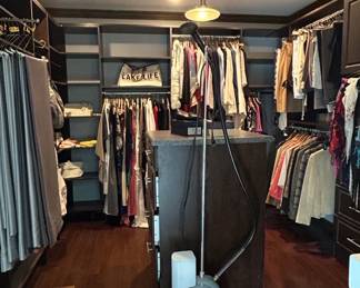 Econoco SteamButler II Commercial Garment Steamer