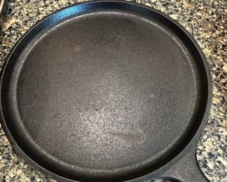 Vintage Unmarked Cast Iron Griddle