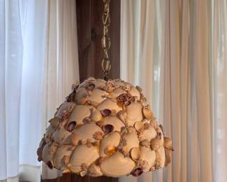 shell hanging lamp