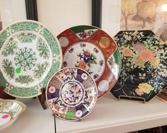 Assorted decorative porcelain plates