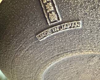 Japanese Cast Iron Tetsubin-Style Teapot with Five Matching Cups & Saucers