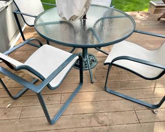 Outdoor Glass Top Patio Dining Table with Four Sling Armchairs & Umbrella