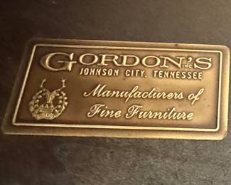 Gordon’s Fine Furniture Round Glass-Top Wood Coffee Table