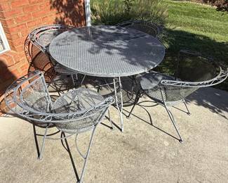 Russell Woodard Style Wrought Iron Patio Set