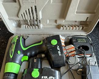 Kawasaki 840110 19.2V Cordless Drill Kit