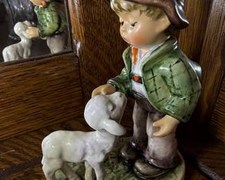 Hummel Figurine 'Little Shepherd' 395/0