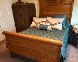 Victorian Eastlake Carved Oak Sleigh Bed