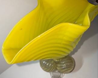Victorian Style Vaseline Glass Fan Vase