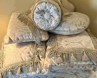 J. Queen New York Decorative Throw Pillow Set