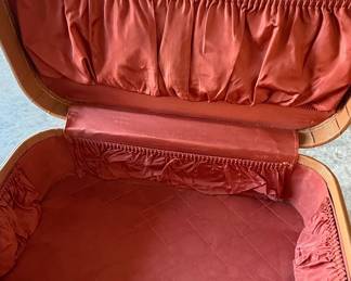 Lady Baltimore Vintage Suitcase