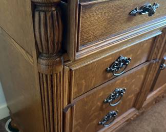Lexington Victorian Sampler Oak Dresser with Mirror