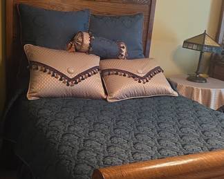 Victorian Style Oak Sleigh Bed, Double