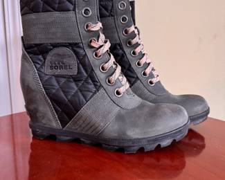 Sorel Lexie Wedge Lace-up Boots 7.5