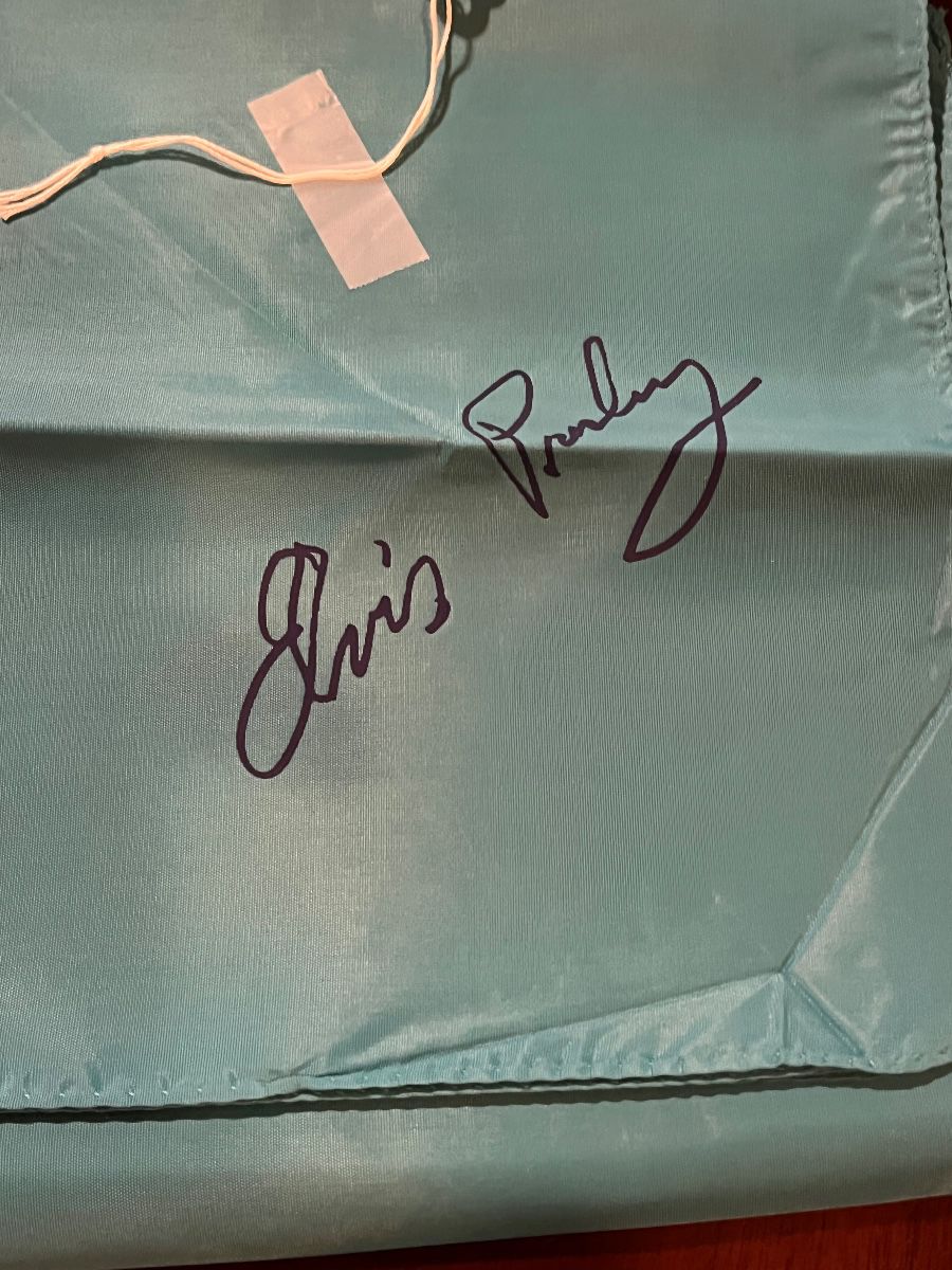 Scarf with Elvis Presley signature