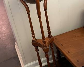 Ethan Allen plant stand