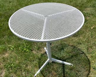 Patio table