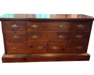 Ethan Allen Vintage Eight Drawer Dresser