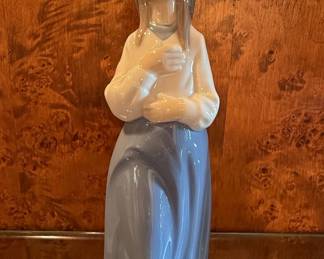 NAO by Lladro "Wishful Thinking" Figurine #01116