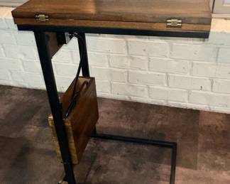 Tainoki C-Table End Table
