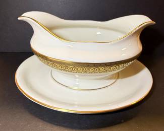 Tradition Fine China Antique Gold Style Gravy Boat
