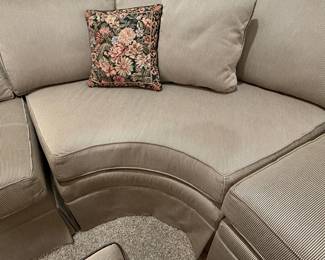 Ethan Allen Skirted Sectional Sofa with Ottoman