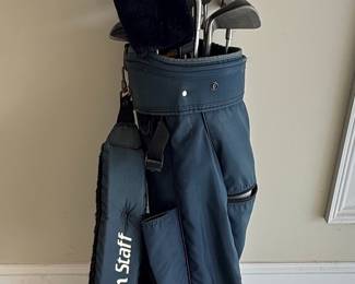 Wilson 1200 GE Offset Iron Set and Staff Bag