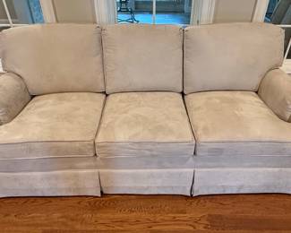Thomasville Rolled Arm & Skirted Sofa Style