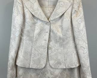 Le Suit Ivory Floral Jacquard Skirt Suit