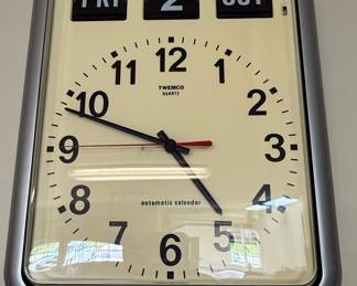 Twemco BQ-12A Automatic Calendar Flip Clock