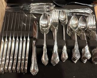 Oneida Community Stainless Flatware Set